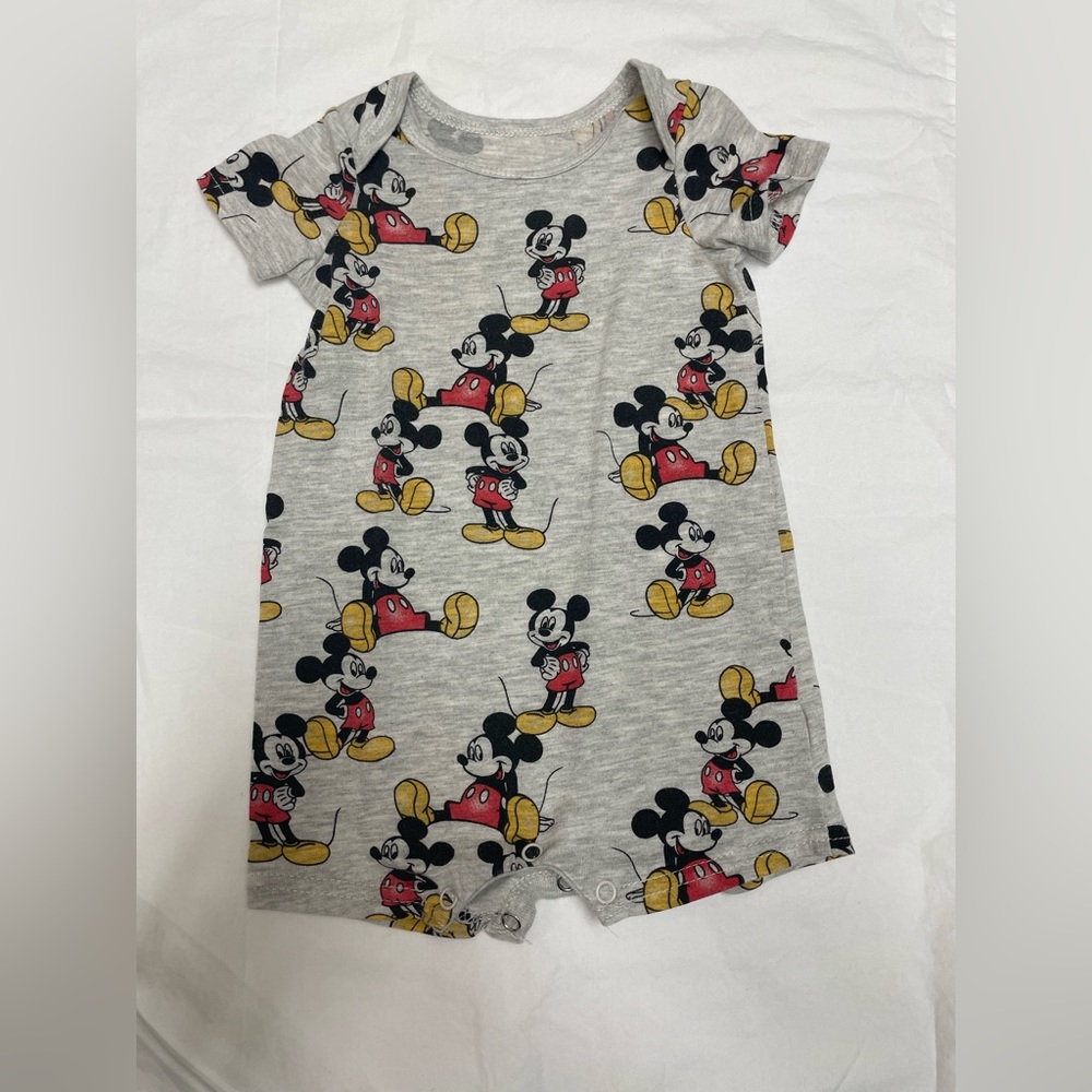 Disney baby romper. Short sleeve and shorts style. Mickey Mouse. Size 3-6 mo